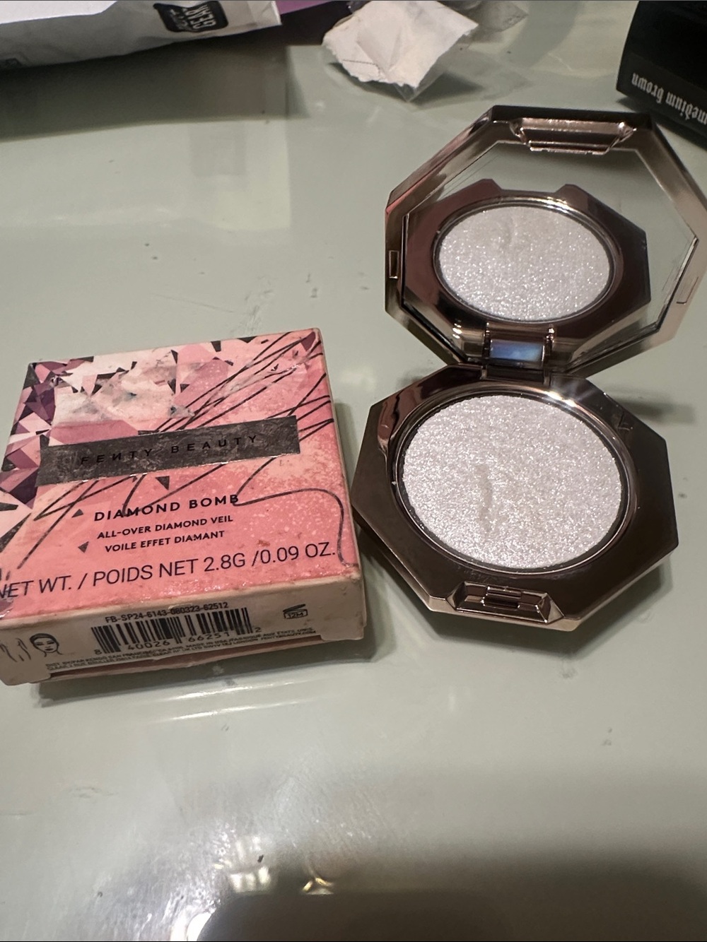 Fenty Beauty Diamond Bomb Highlighter - Silver Sparkle.